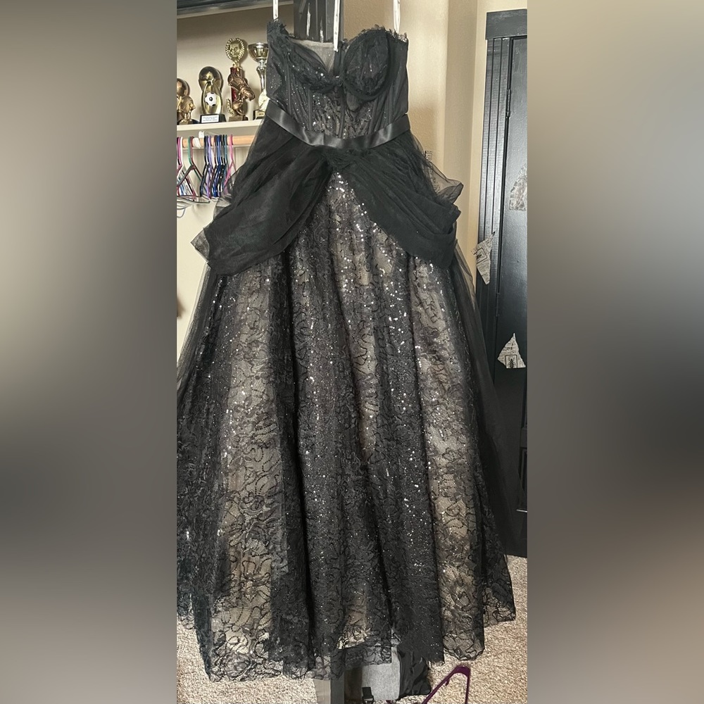 Black corset top Jules & Cleo ball gown prom dress
